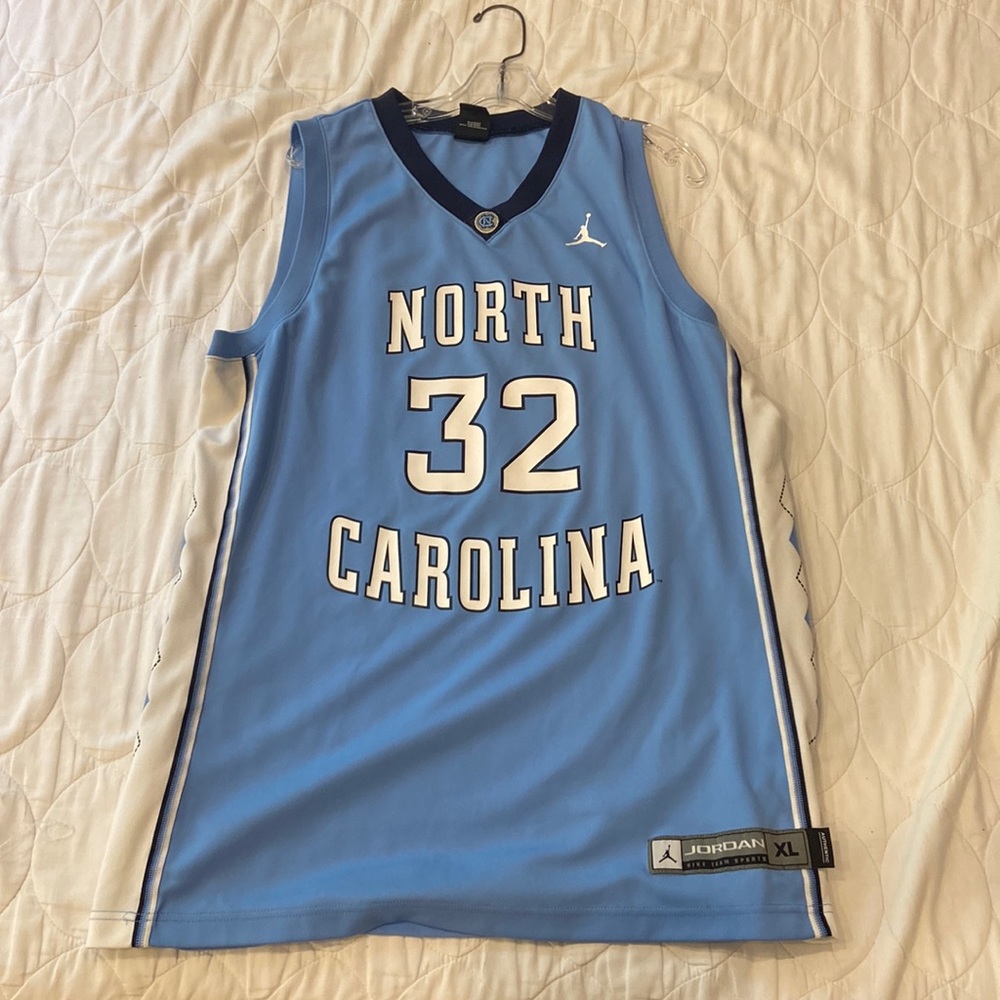 Authentic Jordan UNC Jersey (XL- Jermaine O’Neal)
